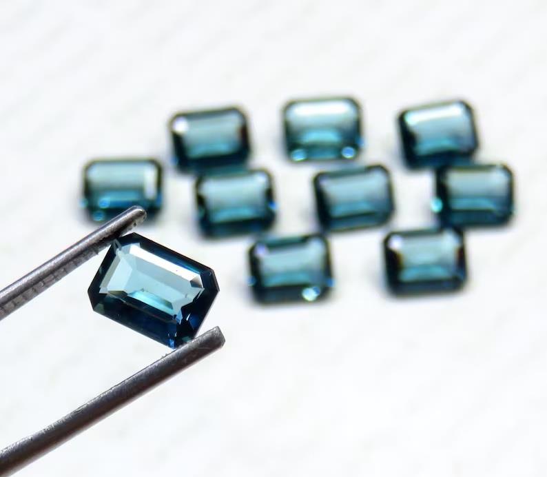 London Blue Topaz 4x6 mm Octagon Faceted